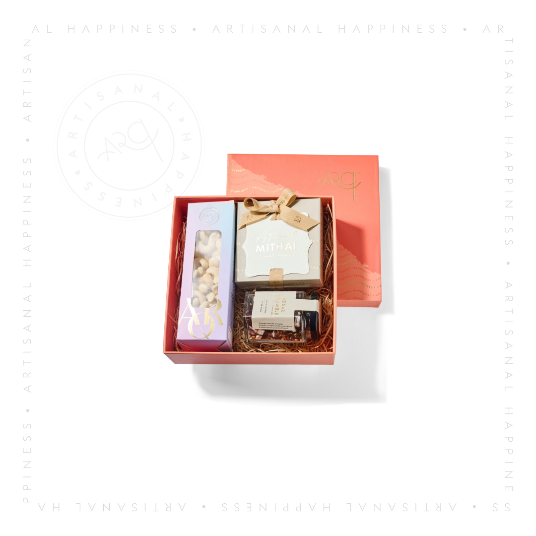 SMALL CLOSED HAMPER 3