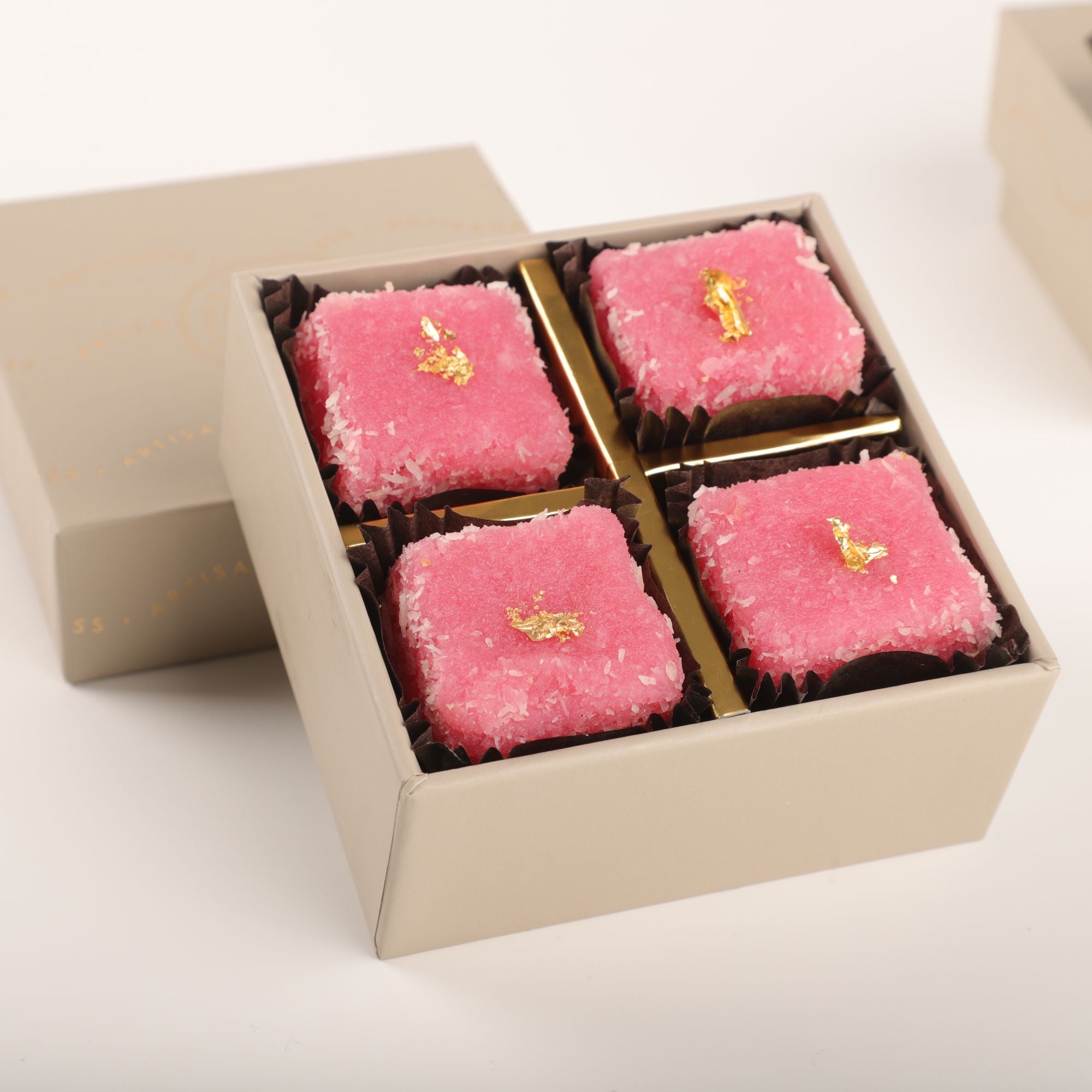 Petite 4 Signature Coconutty