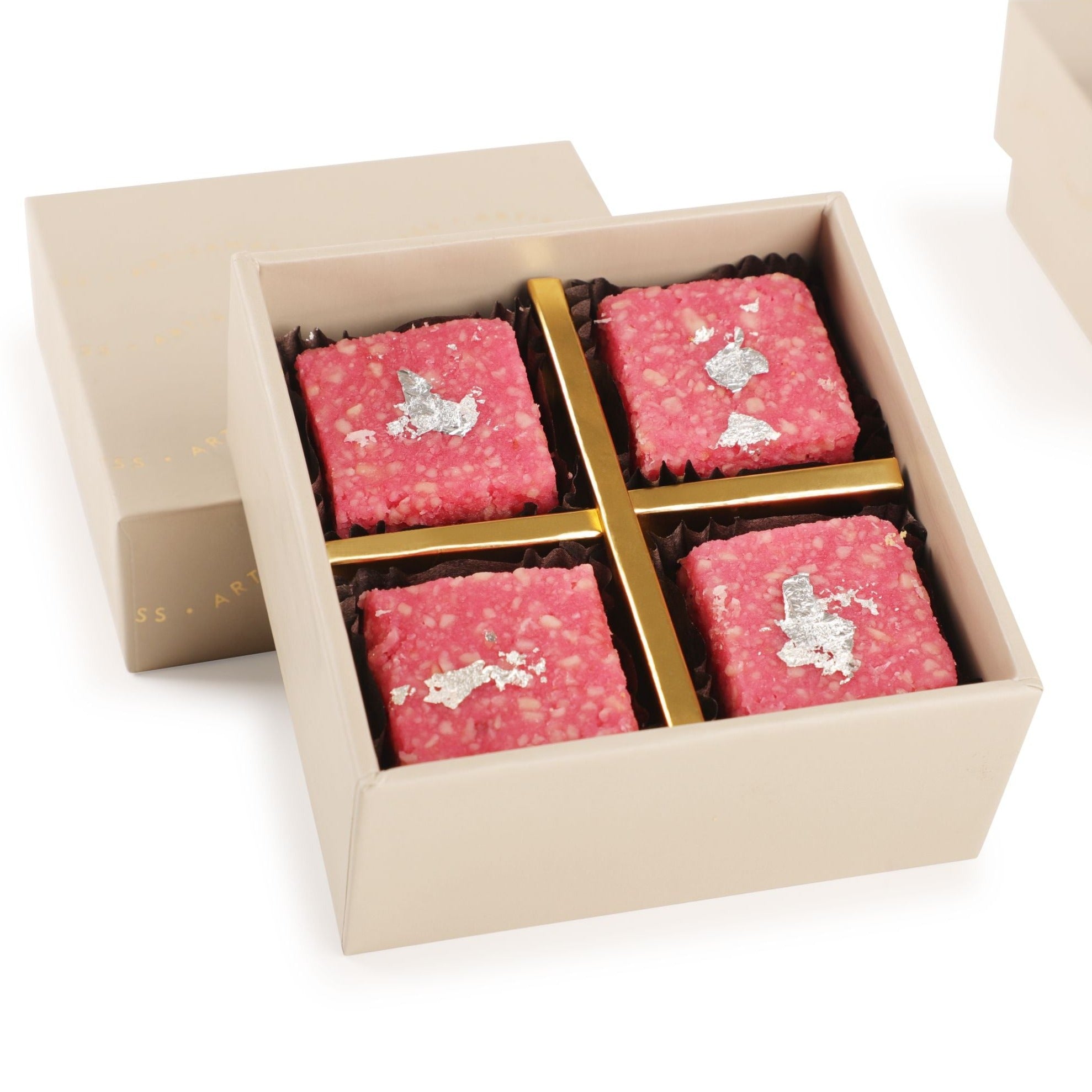 Petite 4 Premium Almond Rose