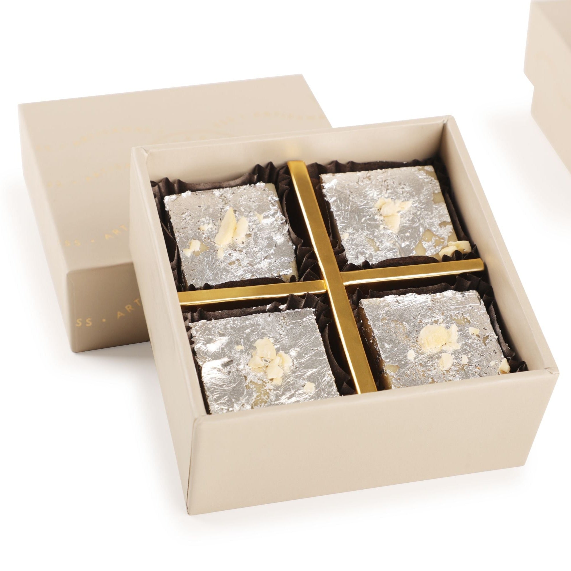 Petit 4 Premium Kaju Katli
